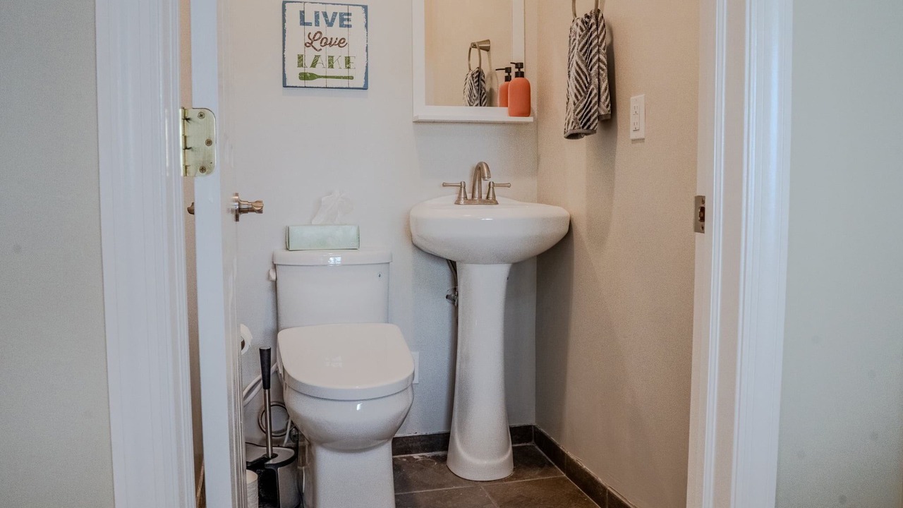 Photo of Bathroom in Alburg