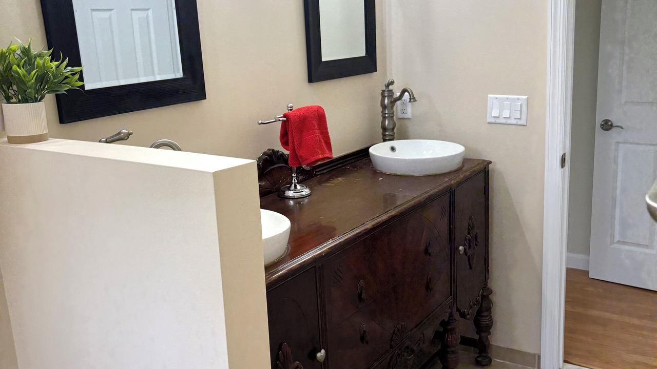 Photo of Bathroom in Alburg