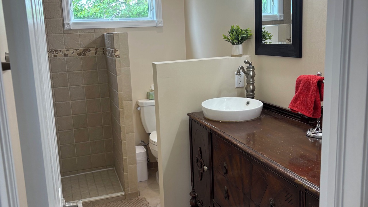 Photo of Bathroom in Alburg