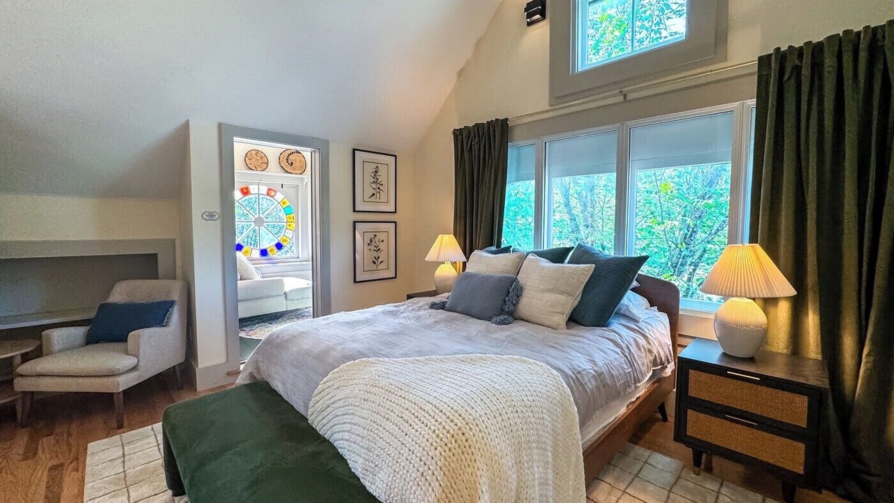 Photo of Bedroom in Stockbridge