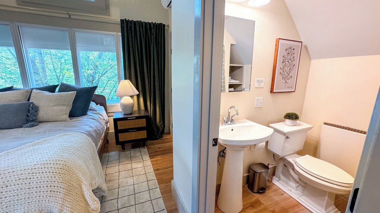 Photo of Bedroom in Stockbridge