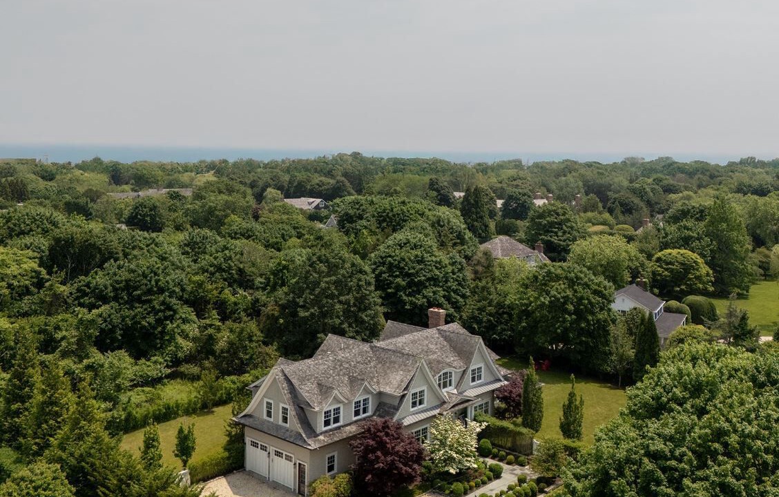 Photo of Outdoor in Village of Southampton