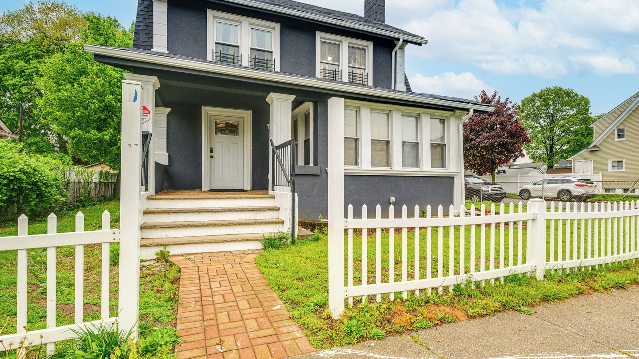 Photo of Outdoor in Hempstead