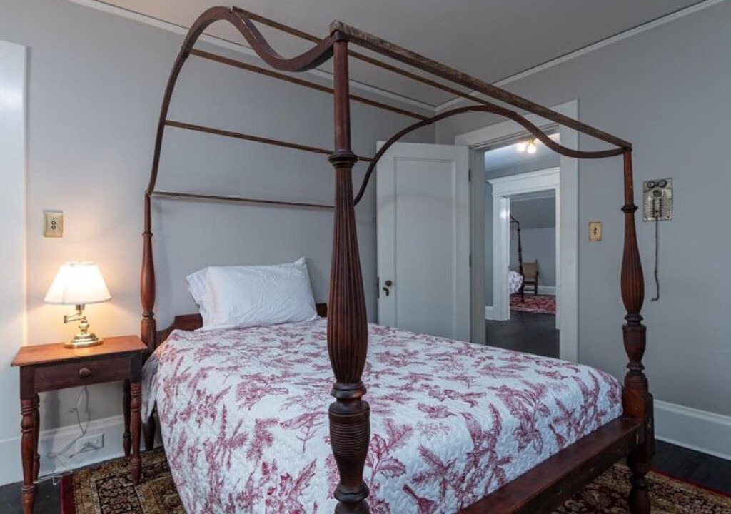Photo of Bedroom in Springfield