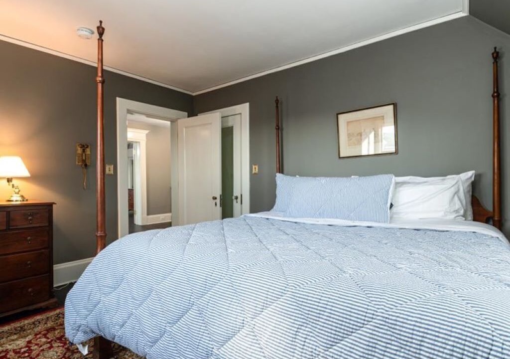 Photo of Bedroom in Springfield
