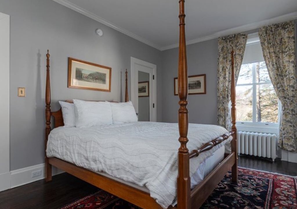 Photo of Bedroom in Springfield