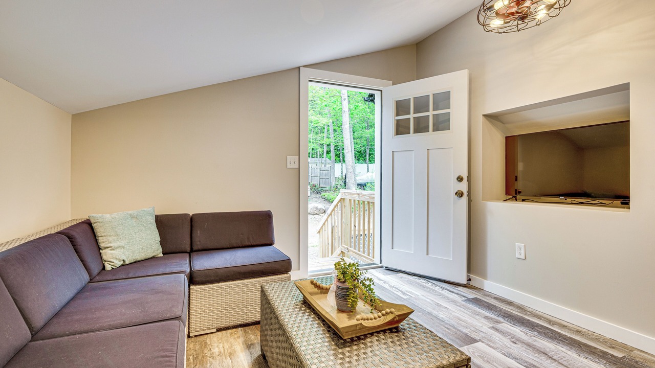 Photo of Livingroom in Lochmere