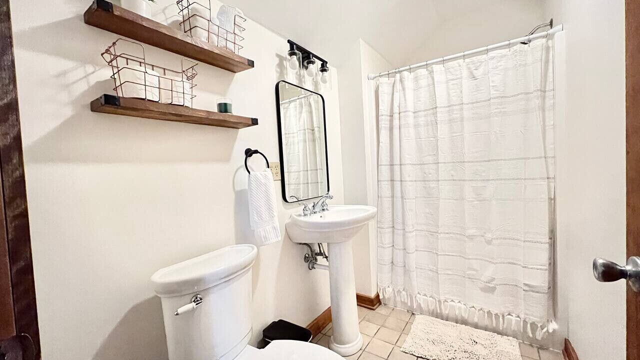 Photo of Bathroom in Pulaski