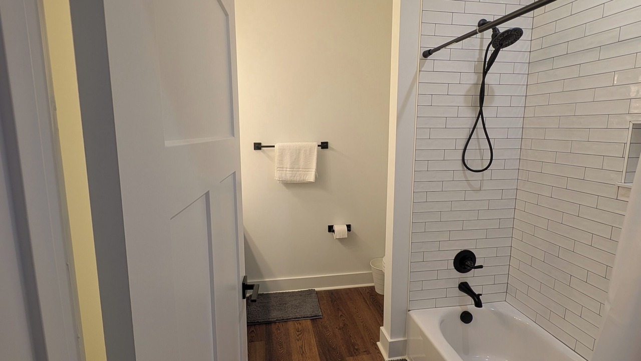 Photo of Bathroom in Lanexa