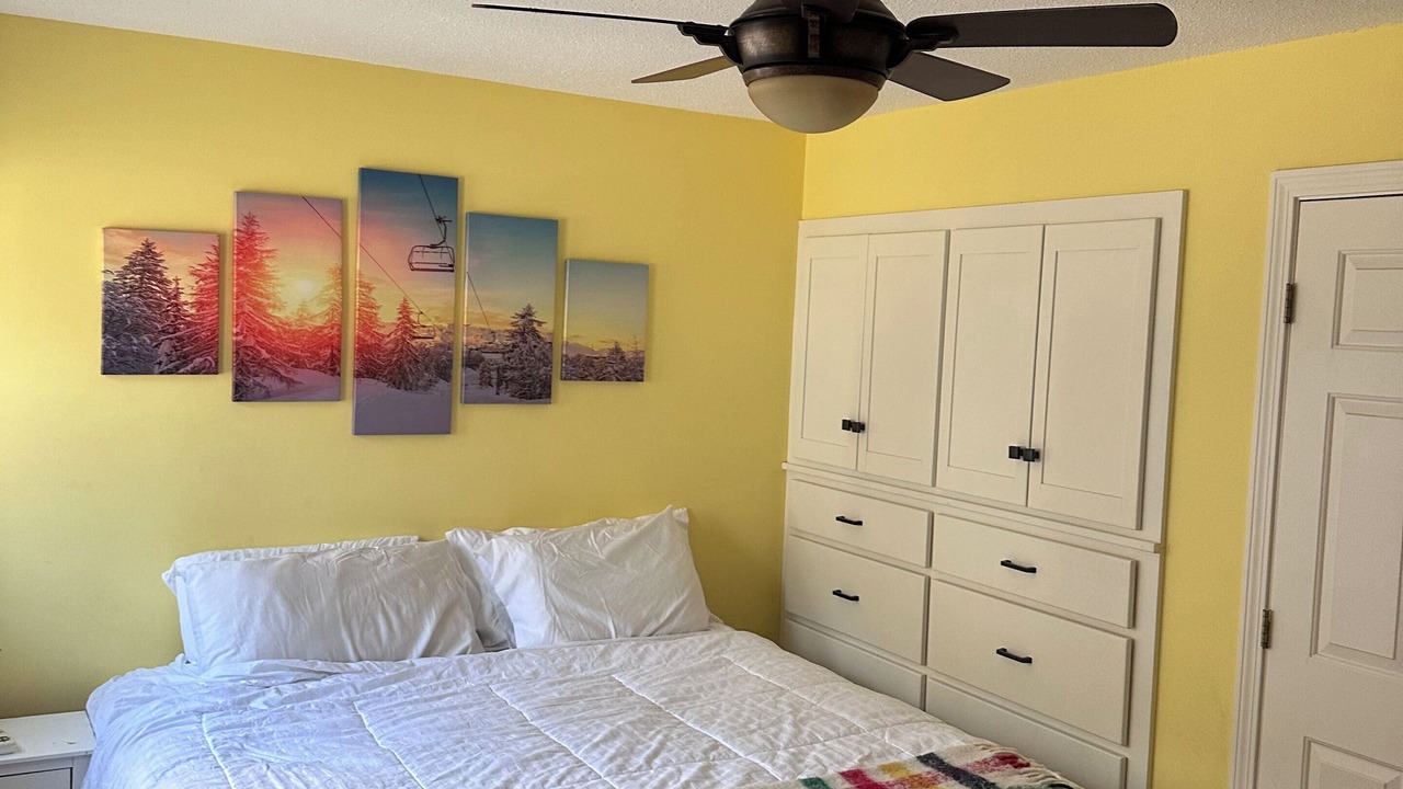 Photo of Bedroom in East Burke