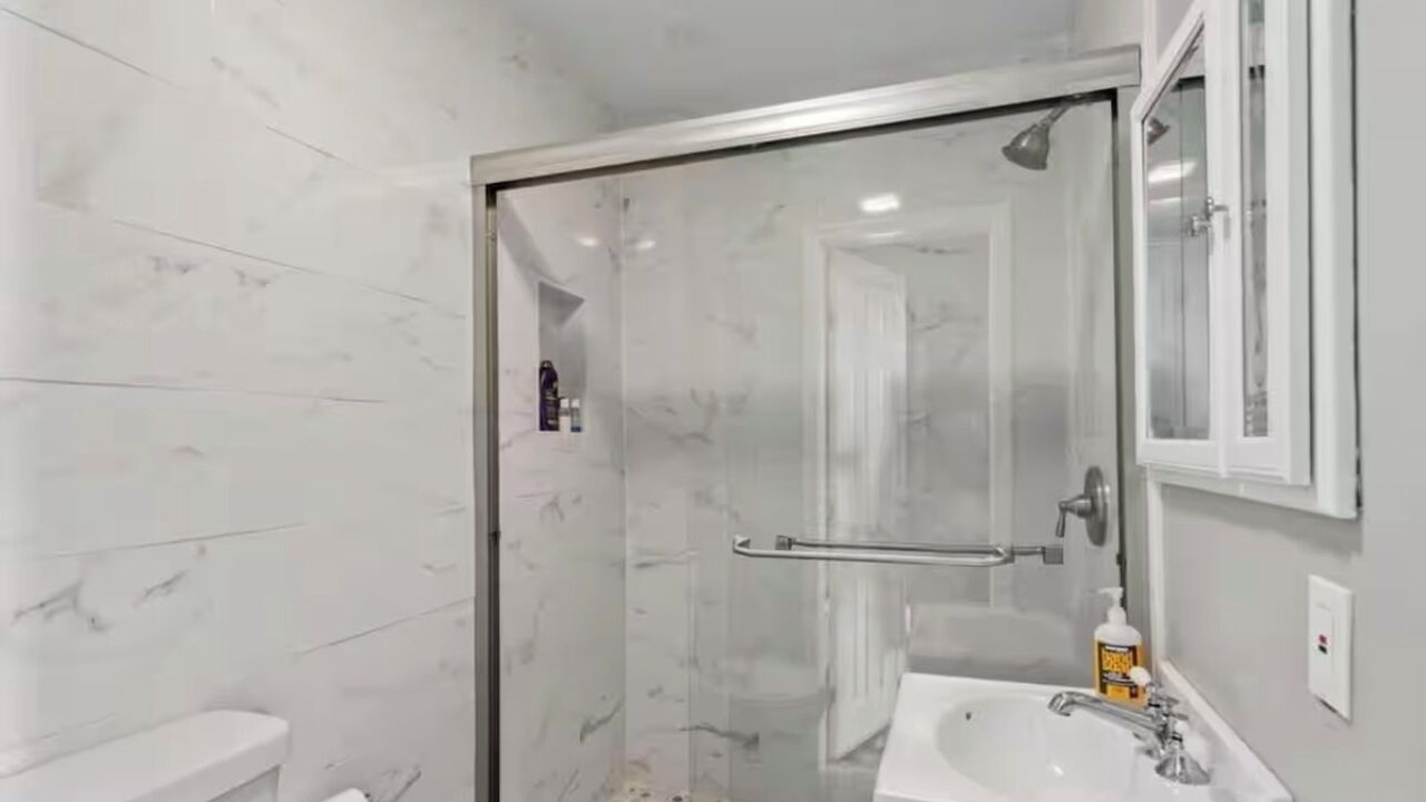 Photo of Bathroom in Hadley