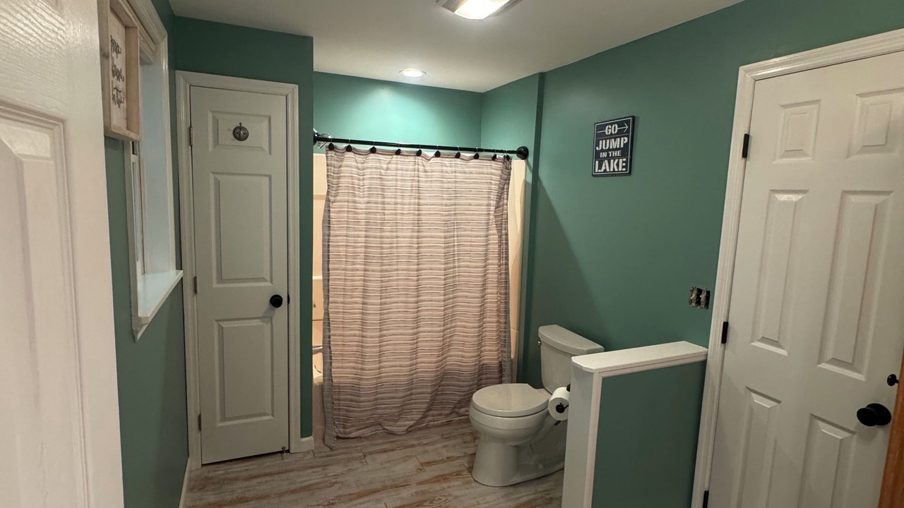 Photo of Bathroom in Hadley