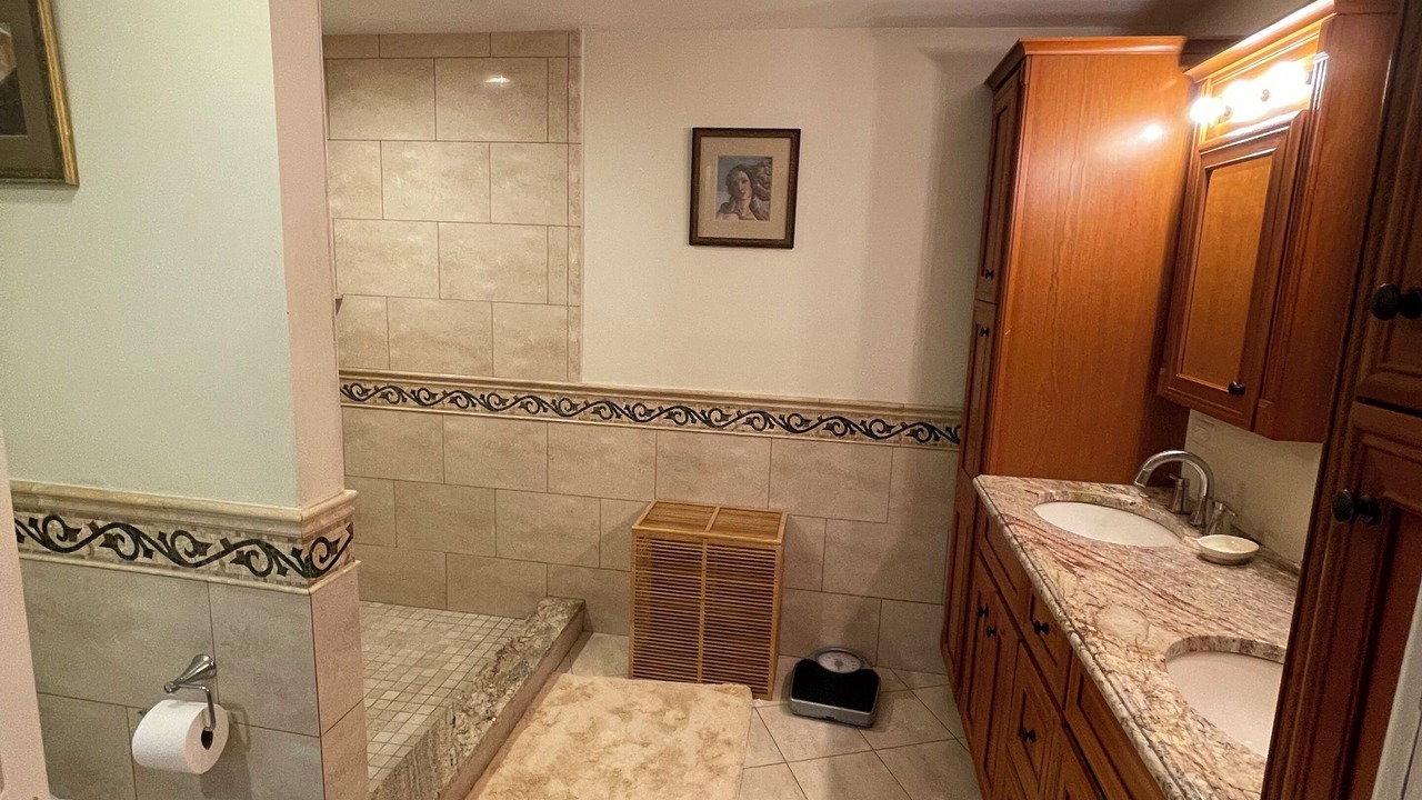 Photo of Bathroom in Roslyn Heights