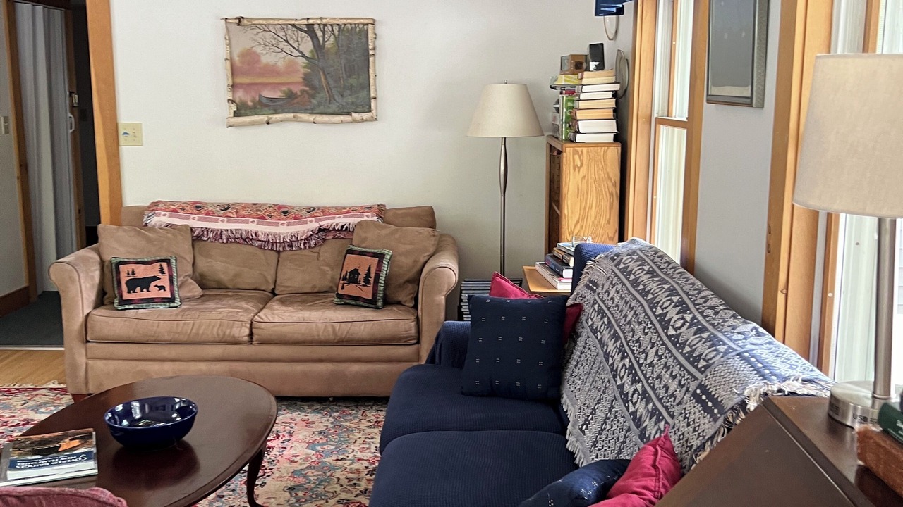 Photo of Livingroom in Stinson Lake