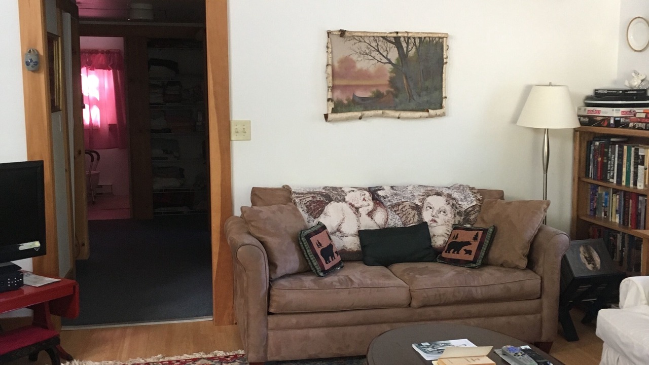 Photo of Livingroom in Stinson Lake