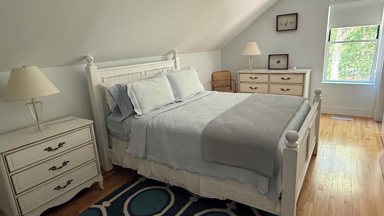 Photo of Bedroom in East Quogue