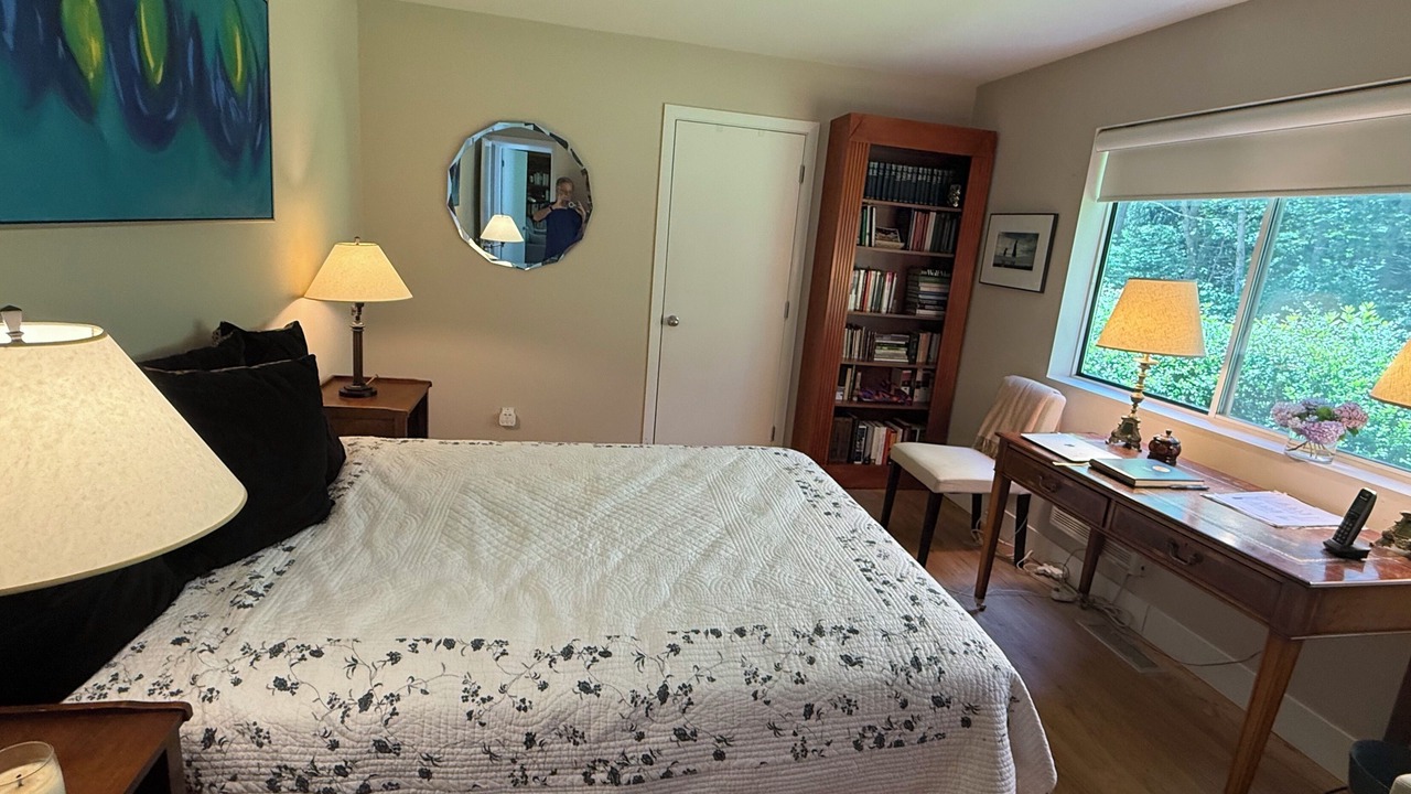 Photo of Bedroom in East Quogue