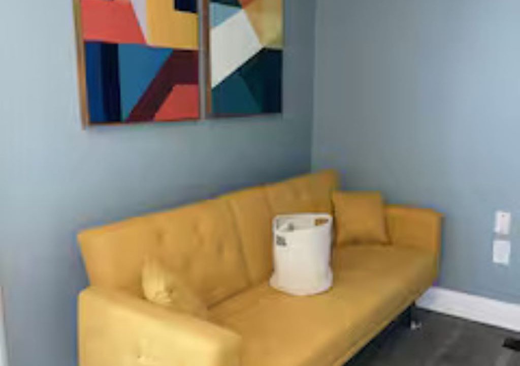 Photo of Livingroom in Englewood