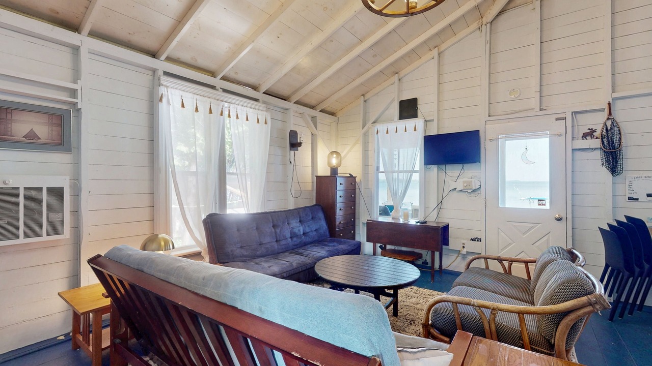 Photo of Livingroom in South Hero