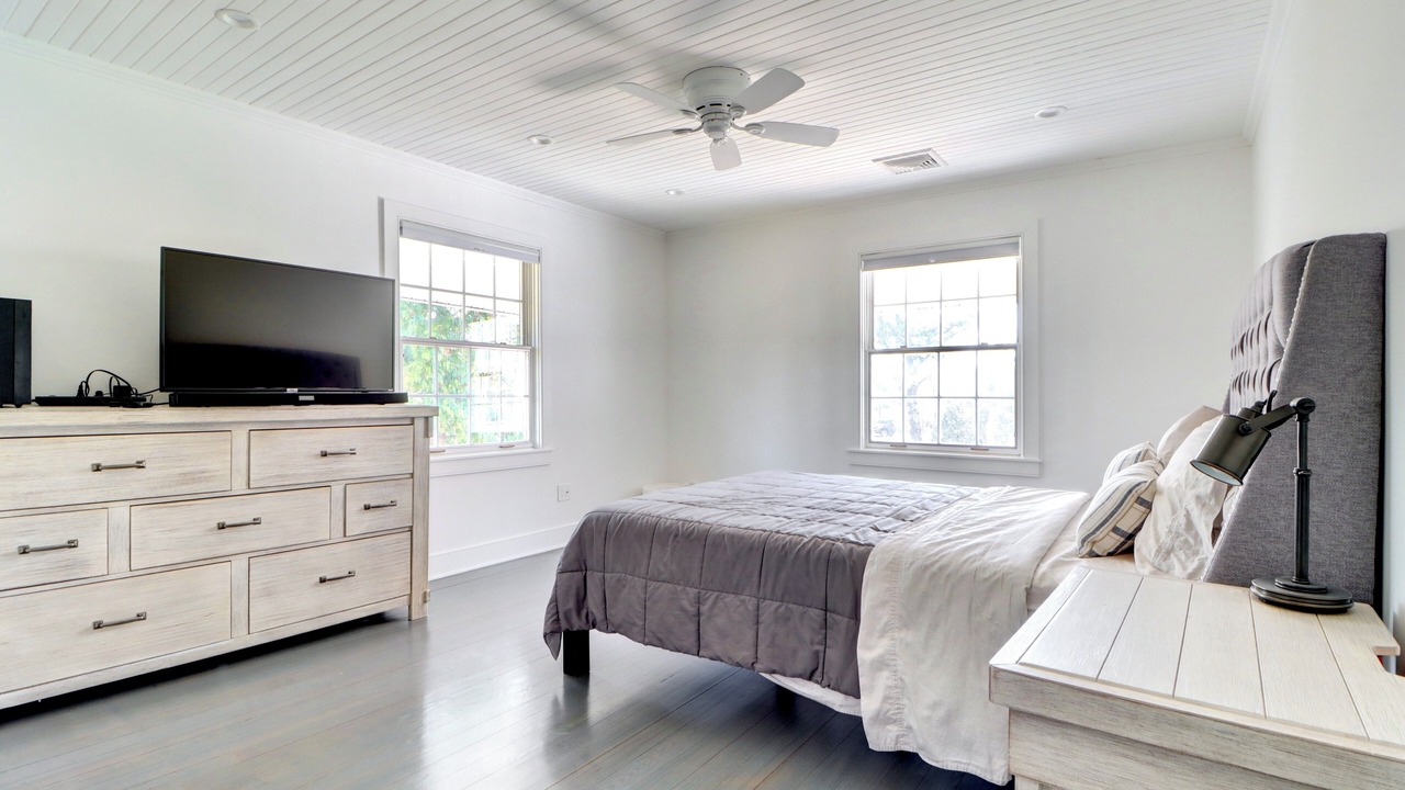 Photo of Bedroom in Westhampton Beach