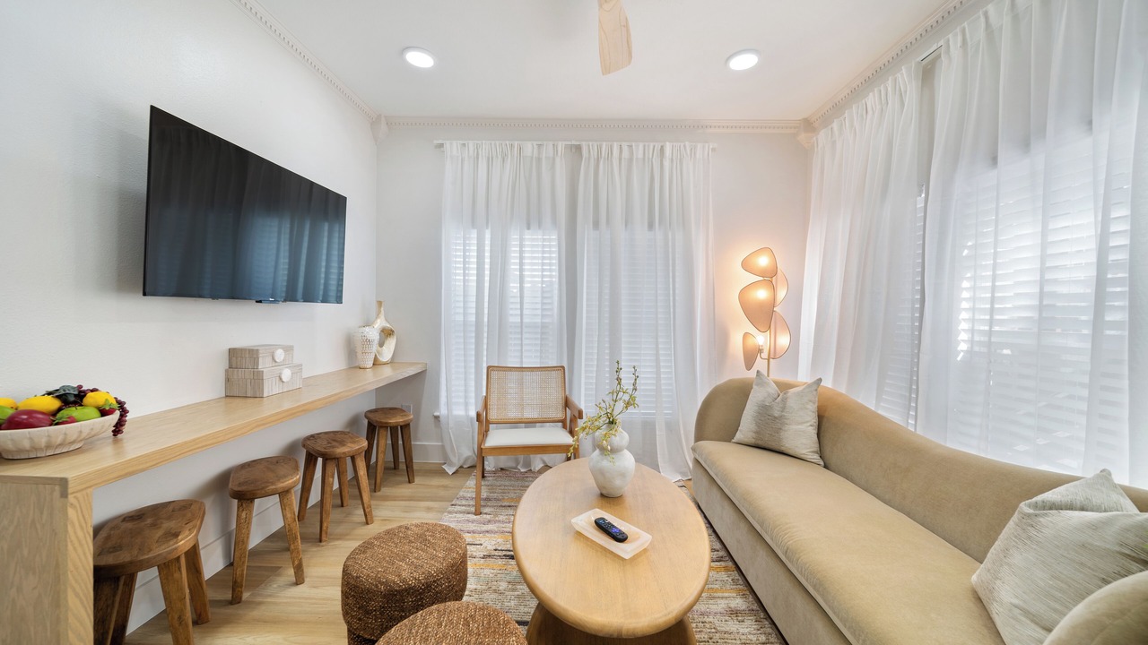 Photo of Livingroom in Greater East End