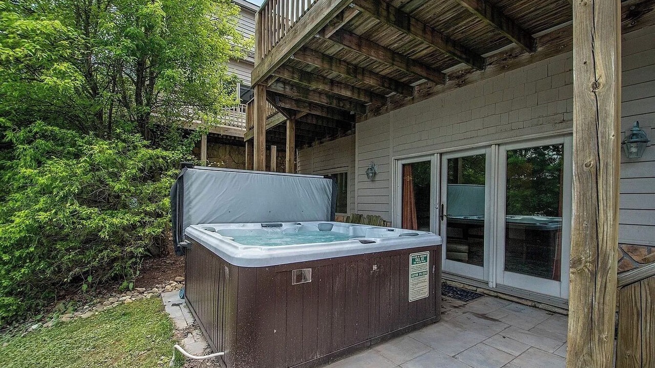 Photo of Patio Balcony in Mountainside