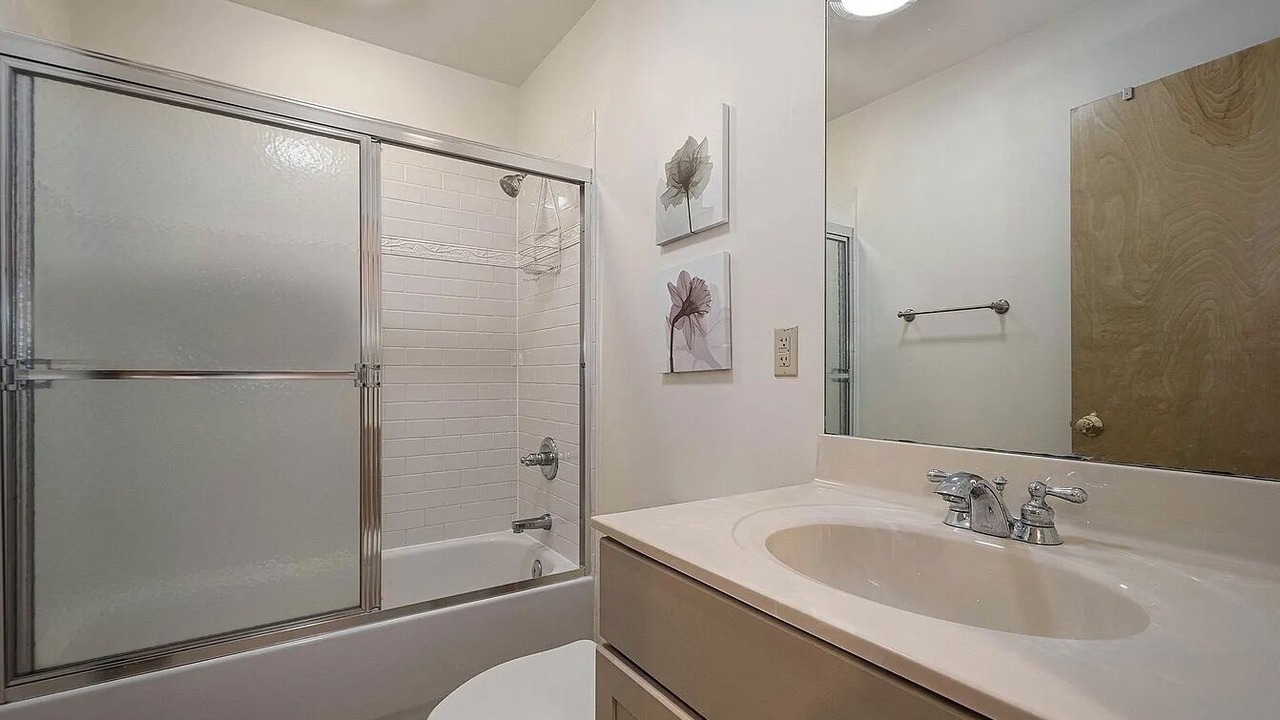 Photo of Bathroom in Mountainside