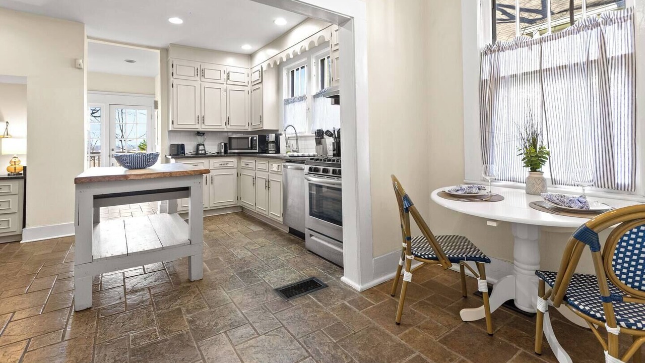Photo of Kitchen in Forest Park