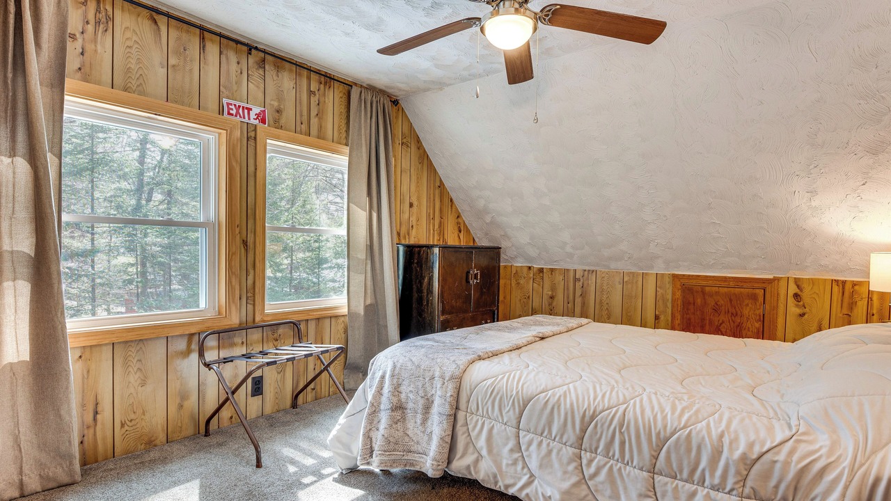 Photo of Bedroom in Freedom