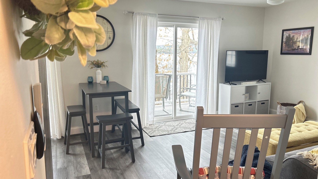 Photo of Livingroom in Winnisquam