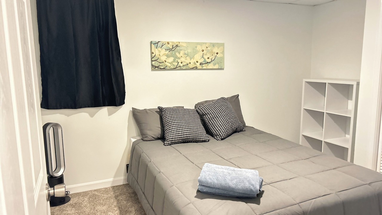 Photo of Bedroom in Winnisquam
