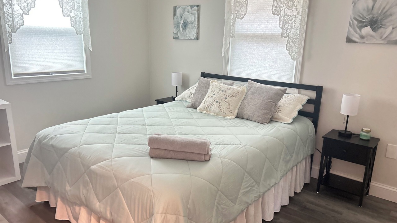 Photo of Bedroom in Winnisquam