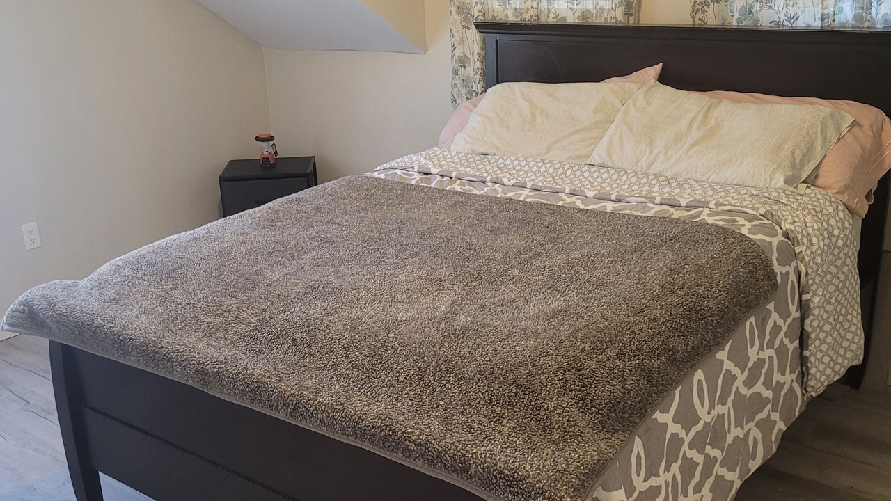 Photo of Bedroom in Glens Falls