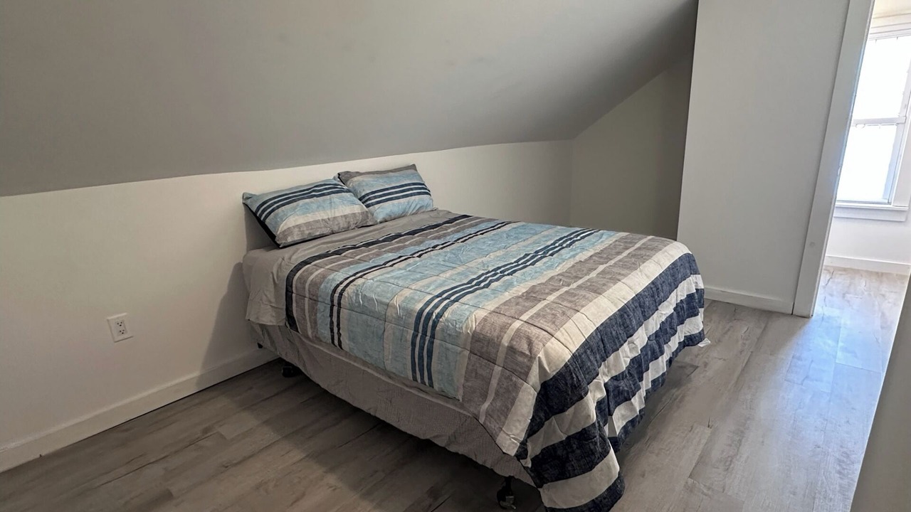 Photo of Bedroom in Glens Falls