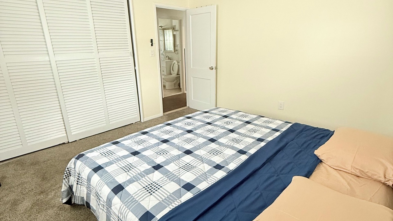 Photo of Bedroom in Levittown