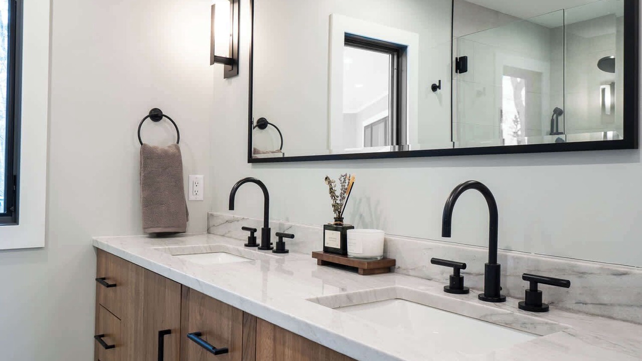 Photo of Bathroom in Williamstown