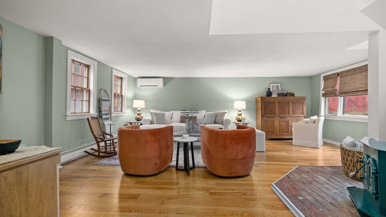 Photo of Livingroom in North Andover
