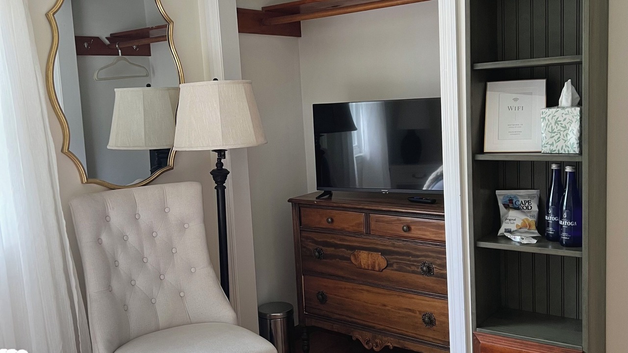 Photo of Bedroom in Saratoga Springs