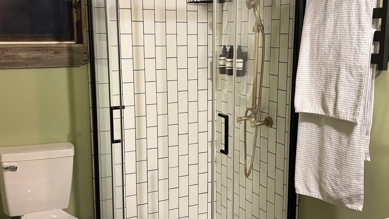 Photo of Bathroom in Oliverea