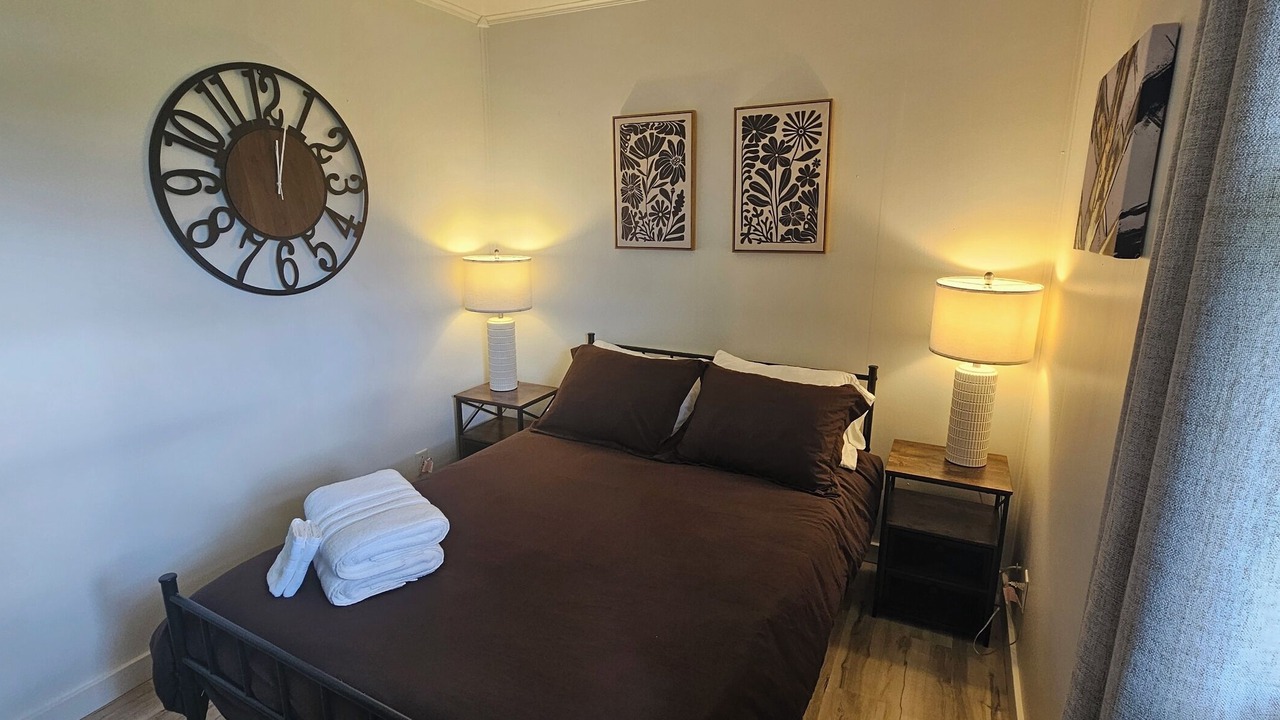 Photo of Bedroom in Howland Corners