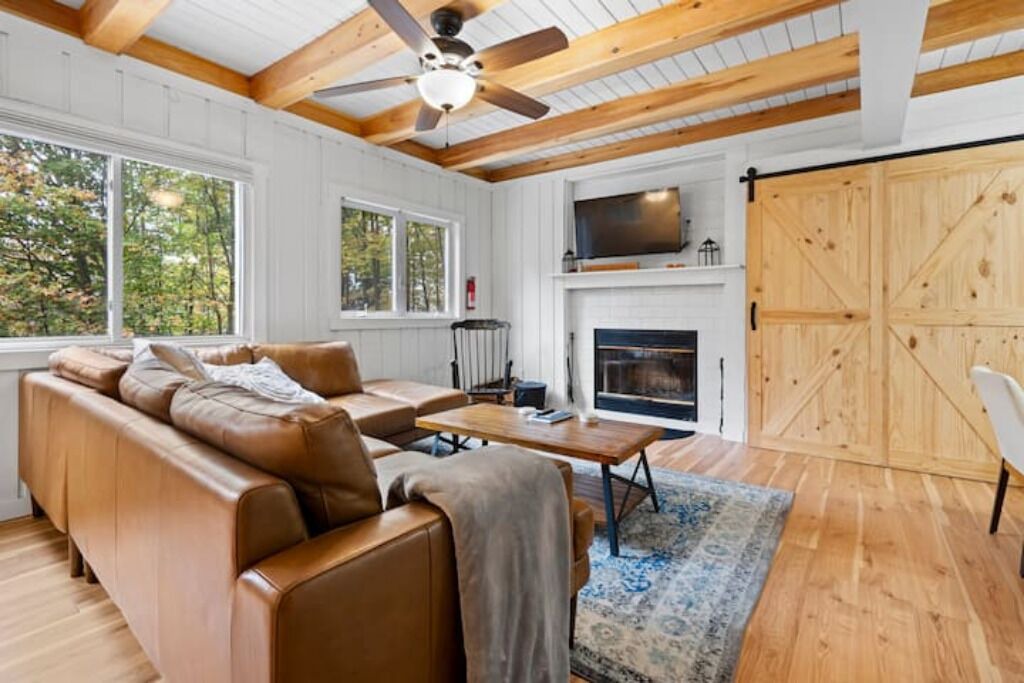 Photo of Livingroom in Campton