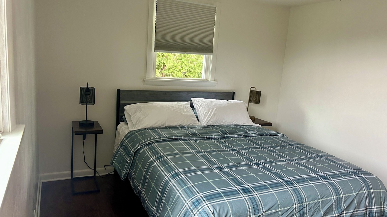 Photo of Bedroom in West End