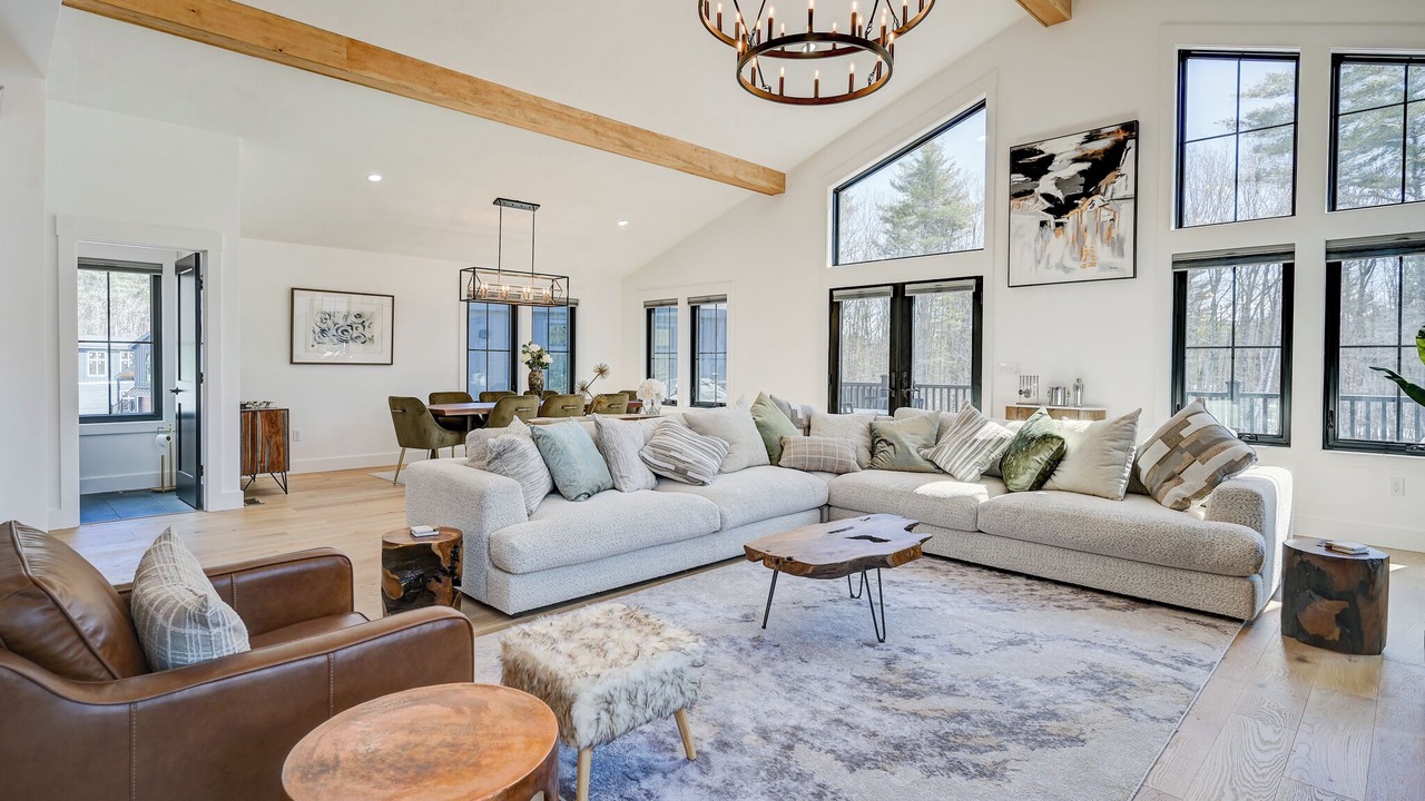 Photo of Livingroom in Intervale
