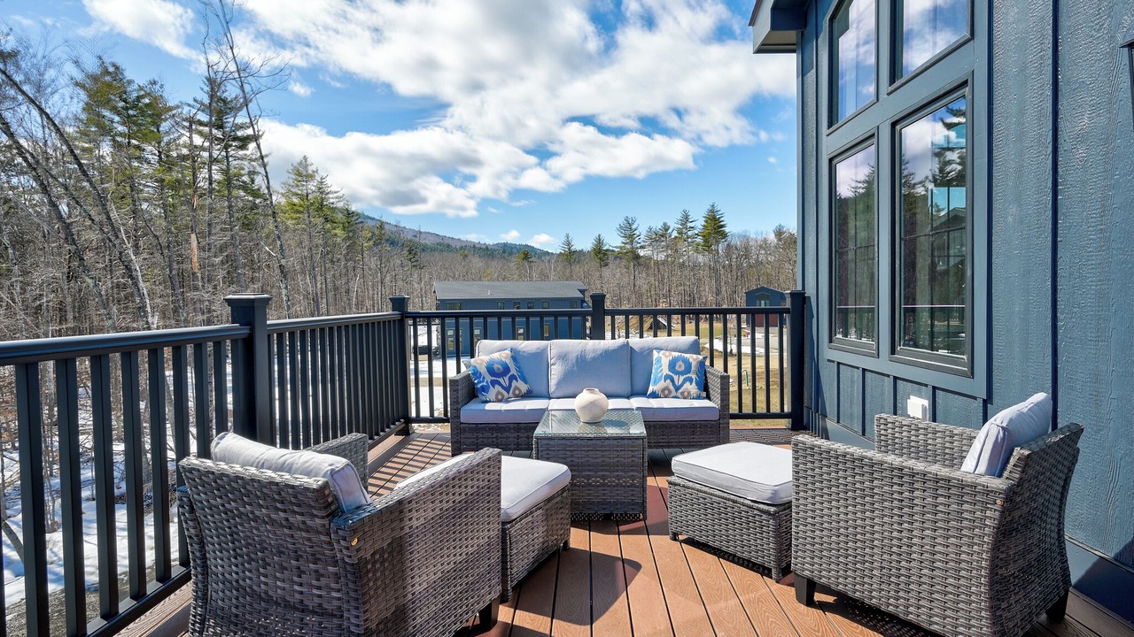 Photo of Patio Balcony in Intervale