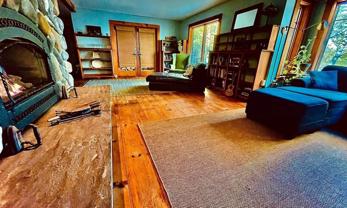 Photo of Livingroom in Jefferson