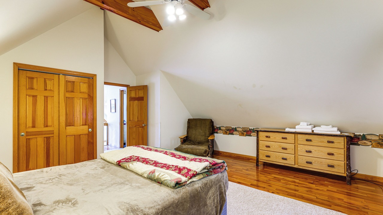 Photo of Bedroom in Schroon Lake