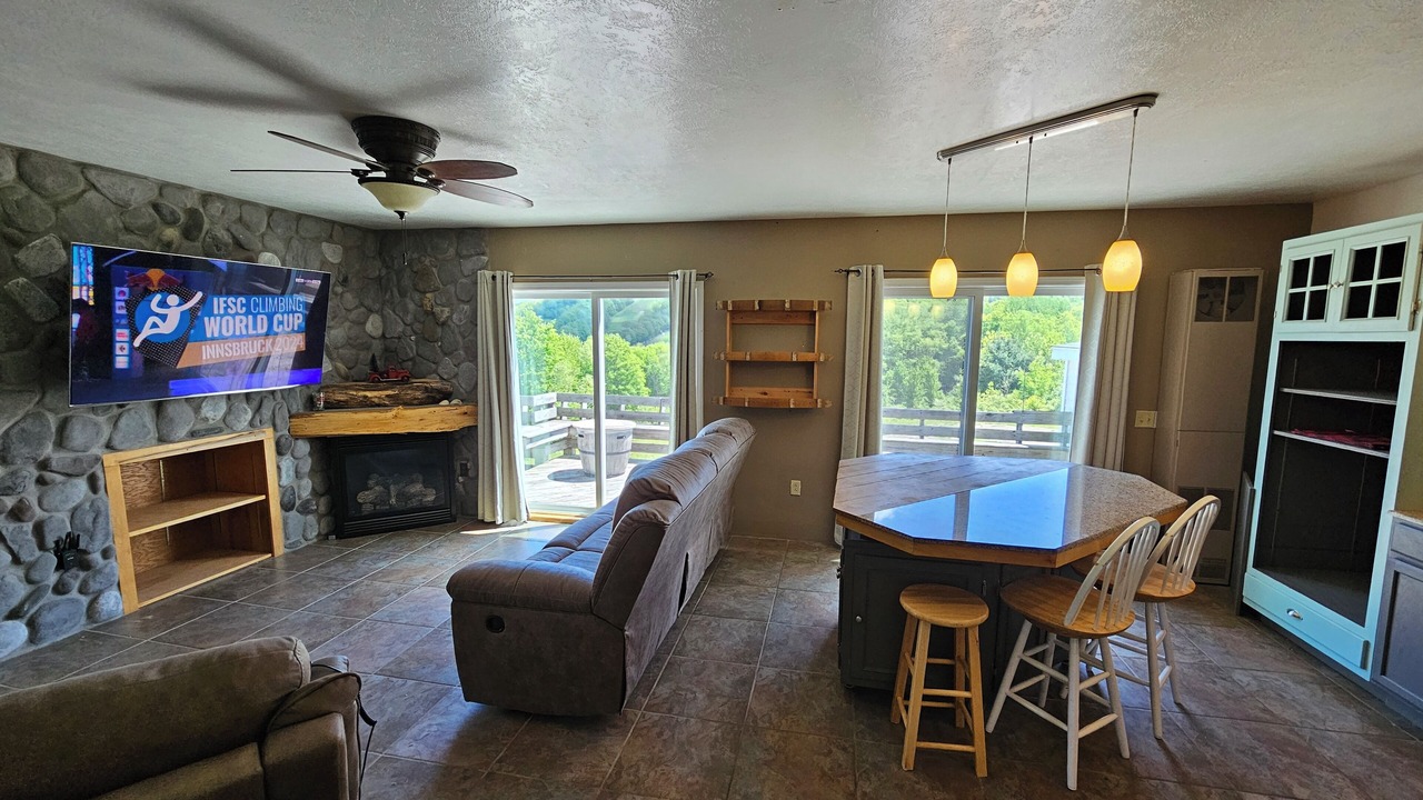 Photo of Livingroom in Swain