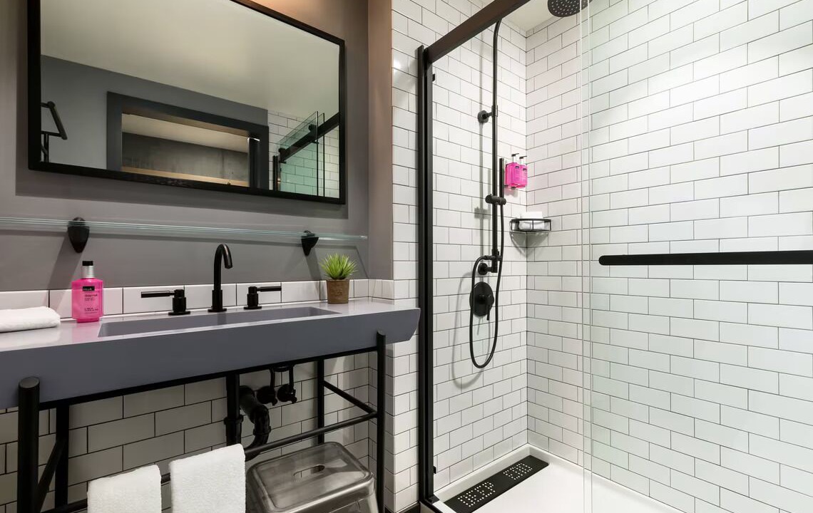 Photo of Bathroom in Chinatown