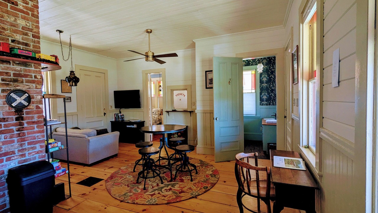 Photo of Livingroom in Barnstead