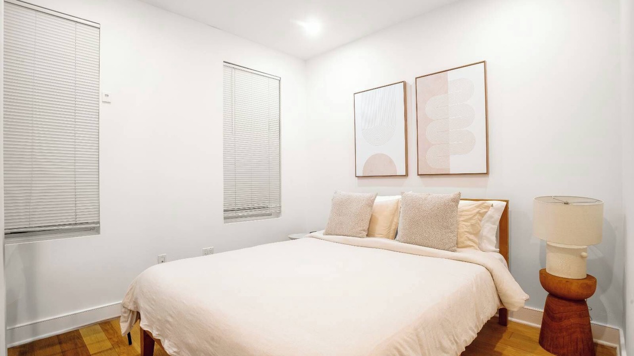 Photo of Bedroom in Tudor City